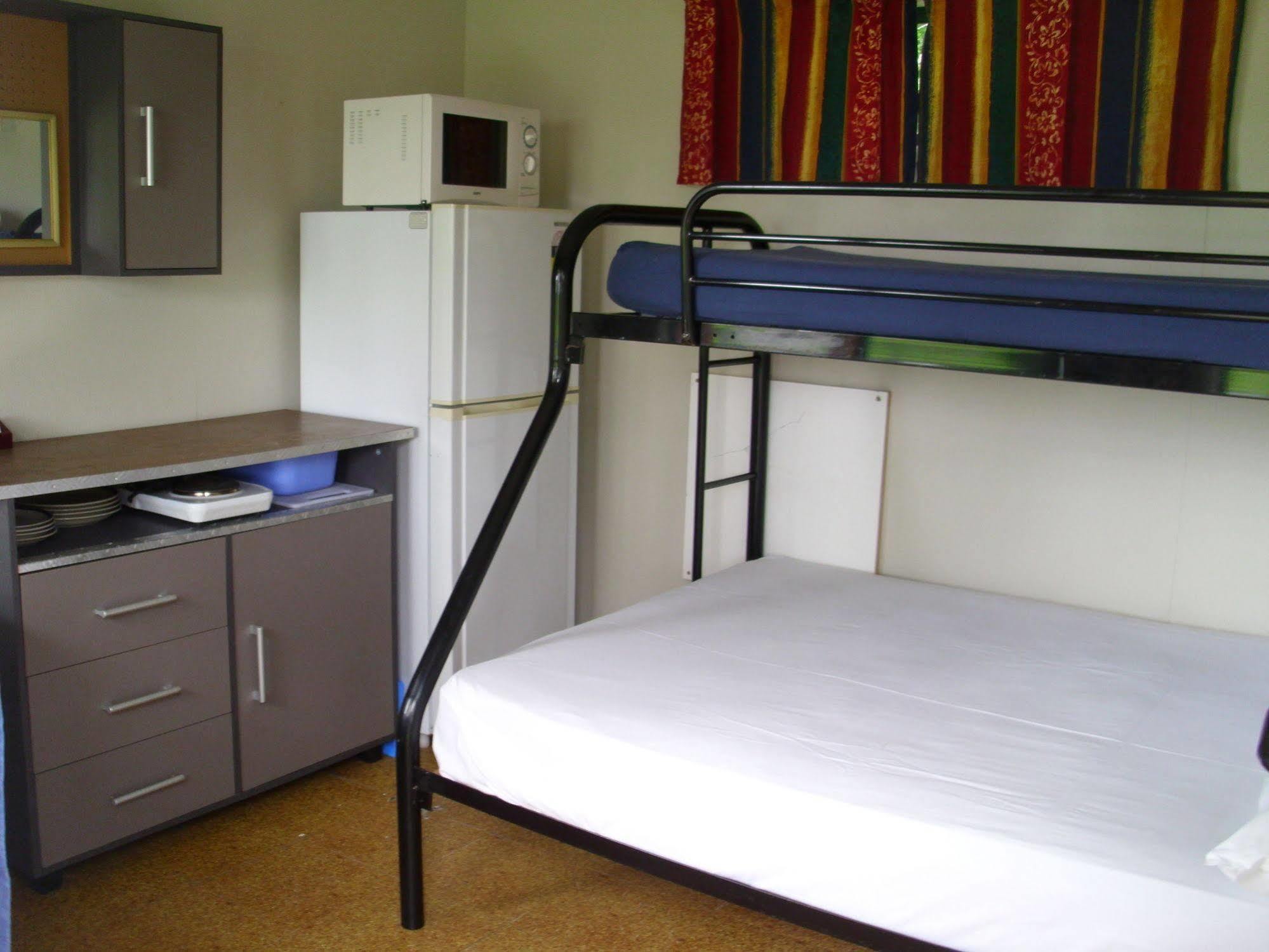 Maketu Hilltop Holiday Park Экстерьер фото